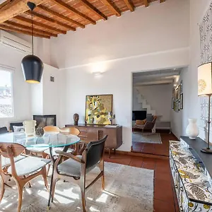 view-of-pitti-palace-elegant-loft.it-tuscanyhotel.com/